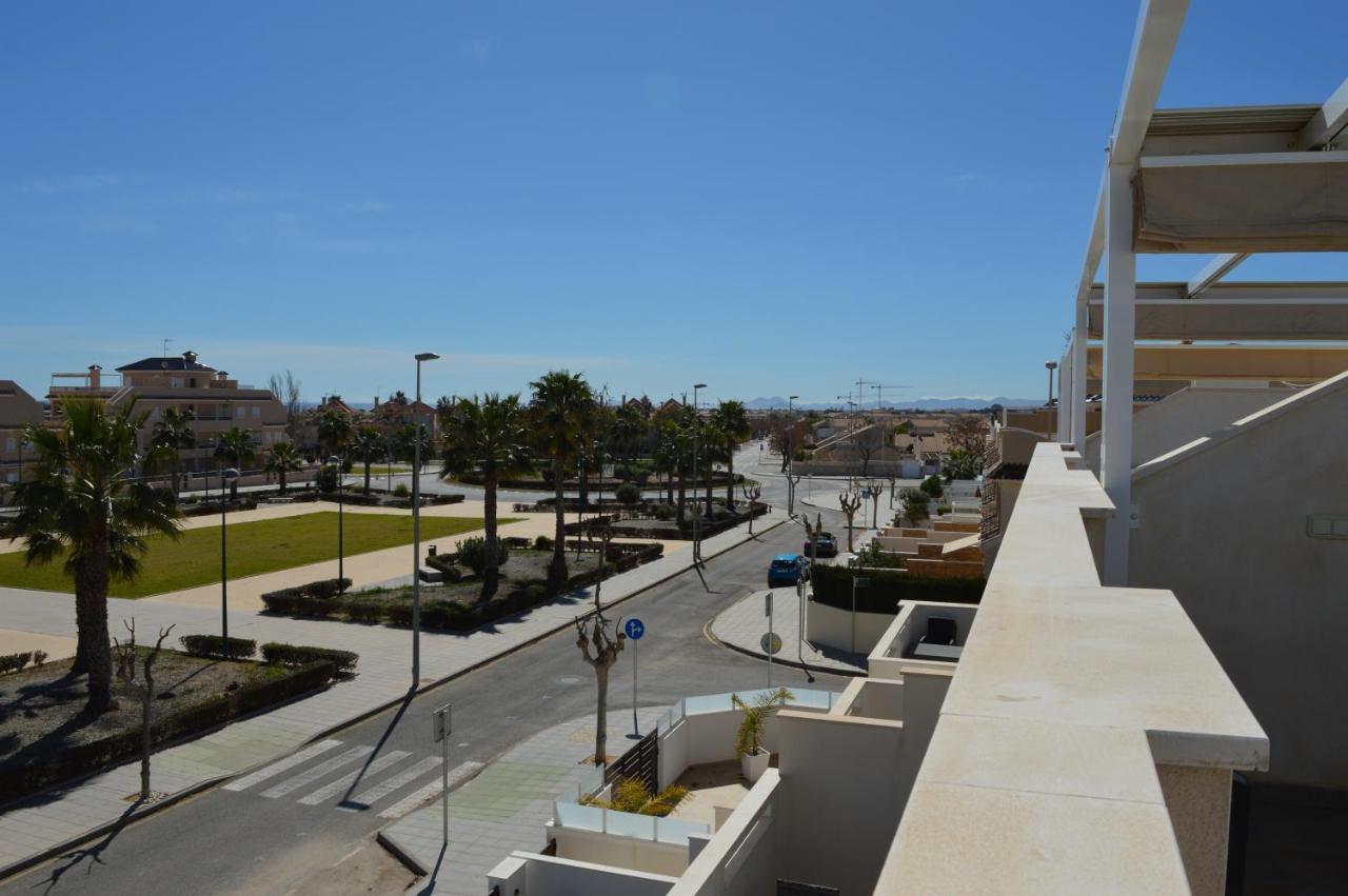 Comfortable Apartment In Torre De La Horadada Luaran gambar